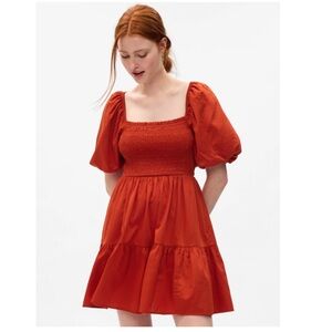 Gap Puff Sleeve Smocked Mini Dress. Size small. NWT